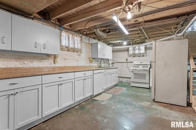 445 W Canedy Street, Springfield, IL 62704