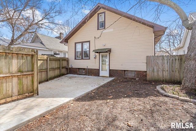 445 W Canedy Street, Springfield, IL 62704