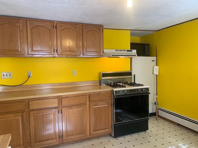 8 Avon Pl, Boston, MA 02129