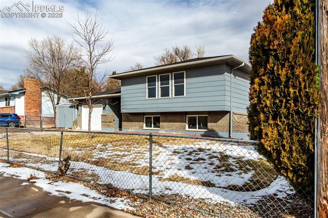 427 Quebec Street, Colorado Springs, CO 80911