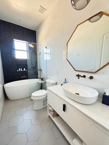 3203 E DE BAZAN AVENUE, St Pete Beach, FL 33706