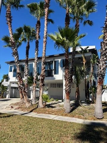 3203 E DE BAZAN AVENUE, St Pete Beach, FL 33706