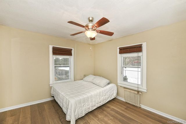 1 Central Street, Greenlawn, NY 11740