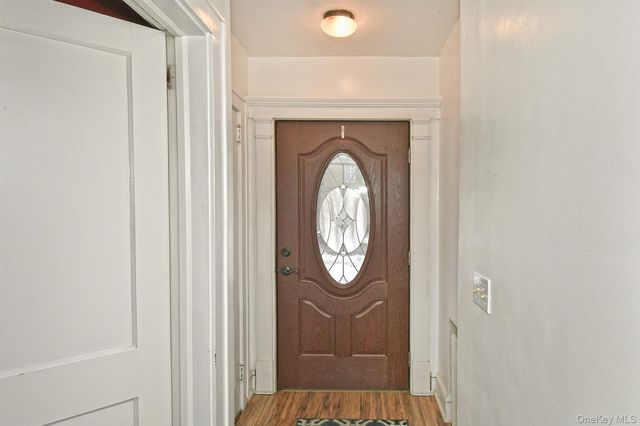 1 Central Street, Greenlawn, NY 11740