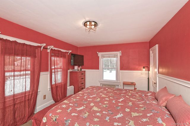 1 Central Street, Greenlawn, NY 11740