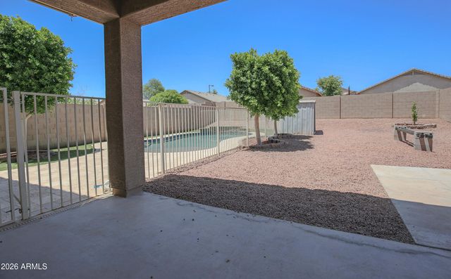 24492 W MOBILE Lane, Buckeye, AZ 85326
