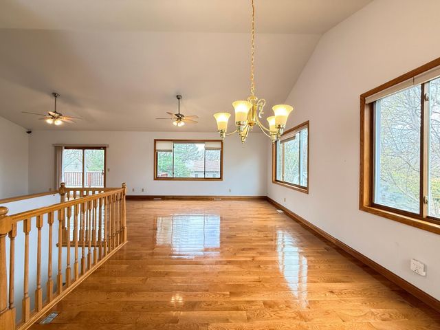 676 12th Avenue NW, New Brighton, MN 55112