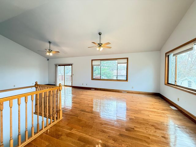 676 12th Avenue NW, New Brighton, MN 55112
