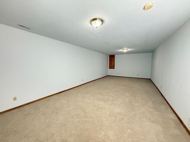 676 12th Avenue NW, New Brighton, MN 55112