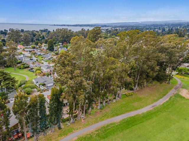 424 Palmer Avenue, Aptos, CA 95003