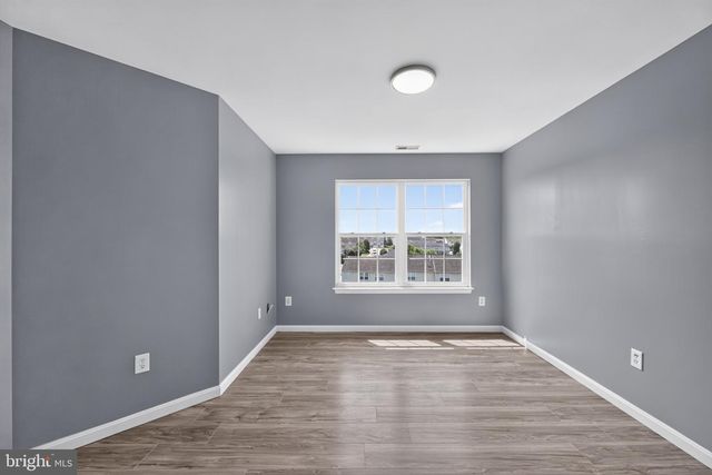 145 KNOLLWOOD RD, Millersville, PA 17551