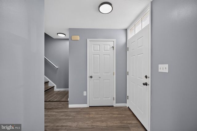145 KNOLLWOOD RD, Millersville, PA 17551