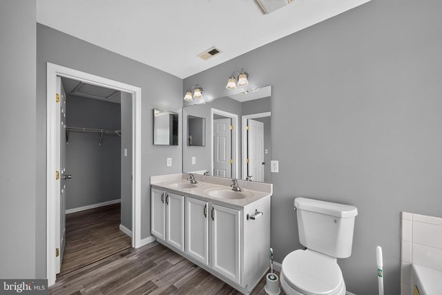 145 KNOLLWOOD RD, Millersville, PA 17551