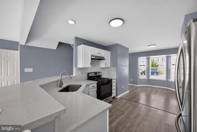 145 KNOLLWOOD RD, Millersville, PA 17551
