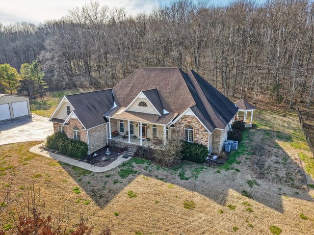 600 Bates Hollow Rd, Prospect, TN 38477