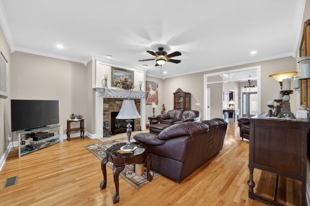 600 Bates Hollow Rd, Prospect, TN 38477