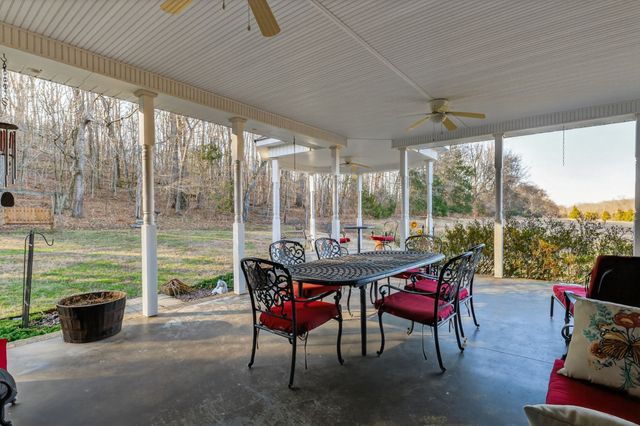 600 Bates Hollow Rd, Prospect, TN 38477