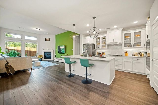 1529 Woodford Place, Fort Worth, TX 76120