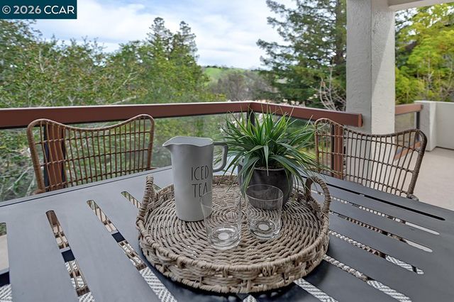 3852 Terra Granada Dr 2B, Walnut Creek, CA 94595