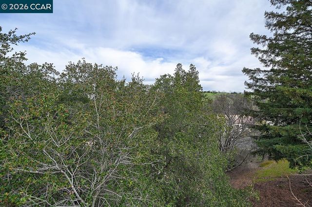 3852 Terra Granada Dr 2B, Walnut Creek, CA 94595