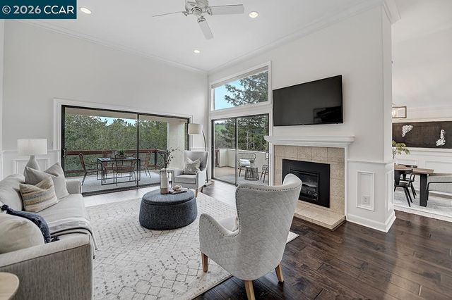 3852 Terra Granada Dr 2B, Walnut Creek, CA 94595