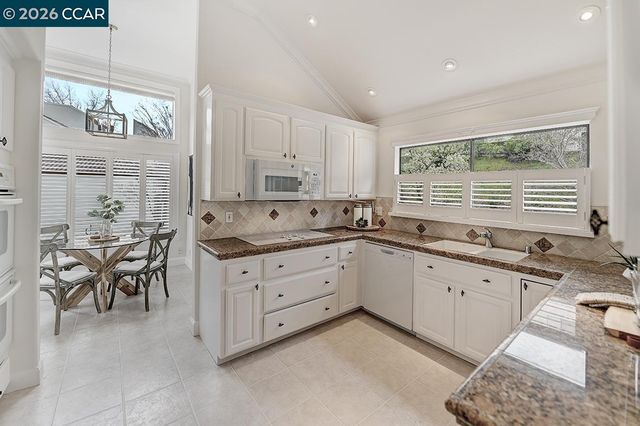 3852 Terra Granada Dr 2B, Walnut Creek, CA 94595