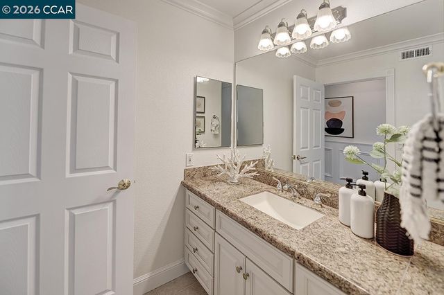 3852 Terra Granada Dr 2B, Walnut Creek, CA 94595