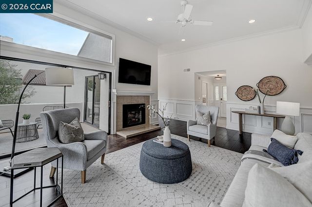 3852 Terra Granada Dr 2B, Walnut Creek, CA 94595