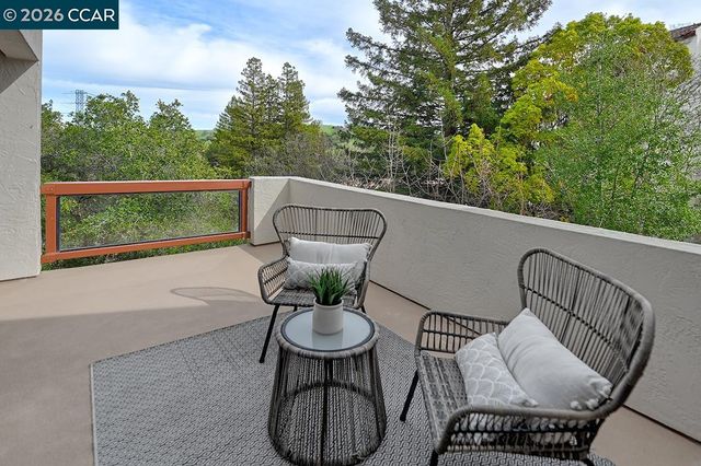 3852 Terra Granada Dr 2B, Walnut Creek, CA 94595