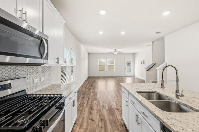 520 Loriner WAY, Liberty Hill, TX 78642