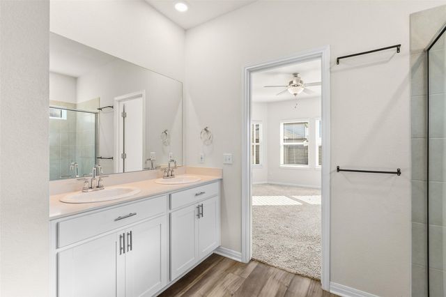 520 Loriner WAY, Liberty Hill, TX 78642