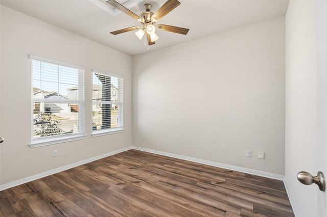 520 Loriner WAY, Liberty Hill, TX 78642