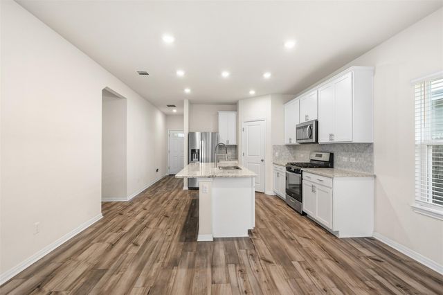 520 Loriner WAY, Liberty Hill, TX 78642