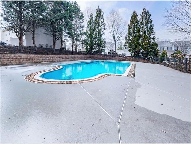 388 Weatherstone Place, Alpharetta, GA 30004