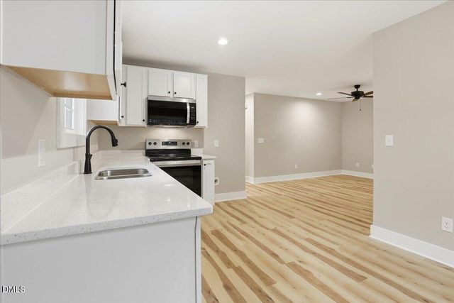 402 W James Street, La Grange, NC 28551