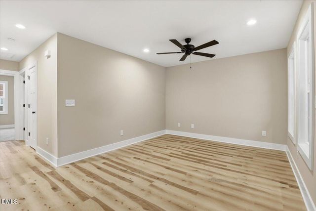 402 W James Street, La Grange, NC 28551