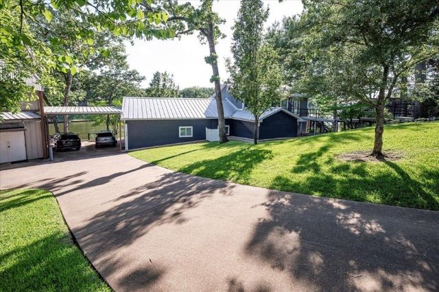 154 Bayside Circle, Malakoff, TX 75148