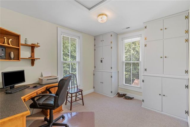 324 Harrison Street, Liberty, MO 64068