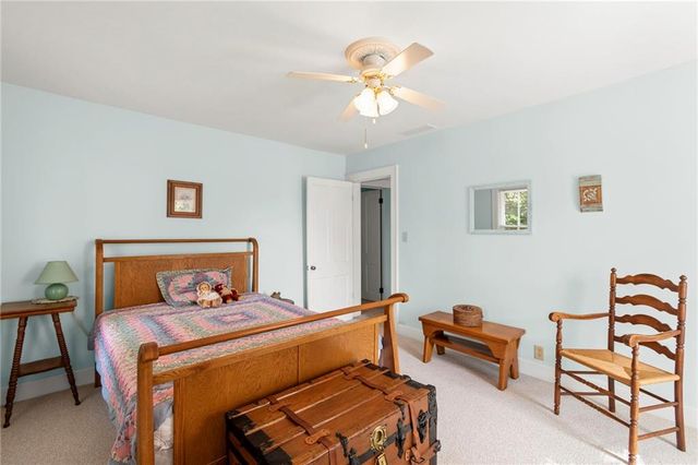 324 Harrison Street, Liberty, MO 64068