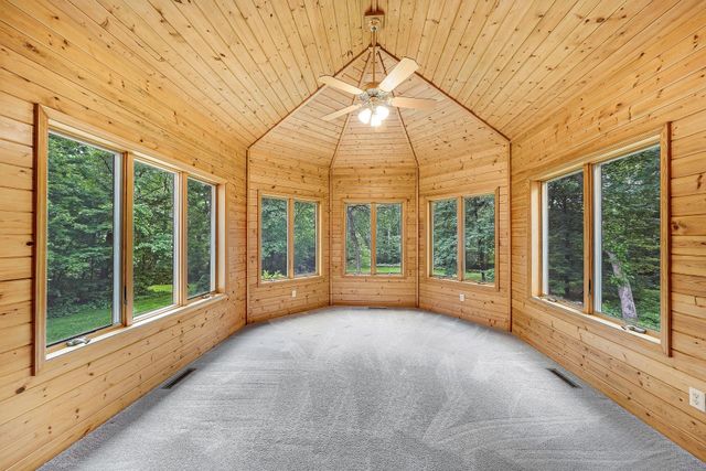 4258 153rd Avenue NE, Ham Lake, MN 55304