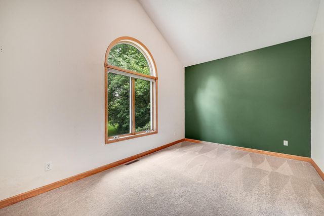 4258 153rd Avenue NE, Ham Lake, MN 55304