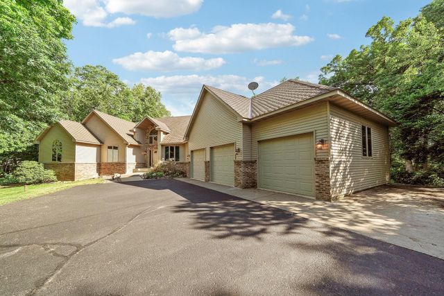 4258 153rd Avenue NE, Ham Lake, MN 55304