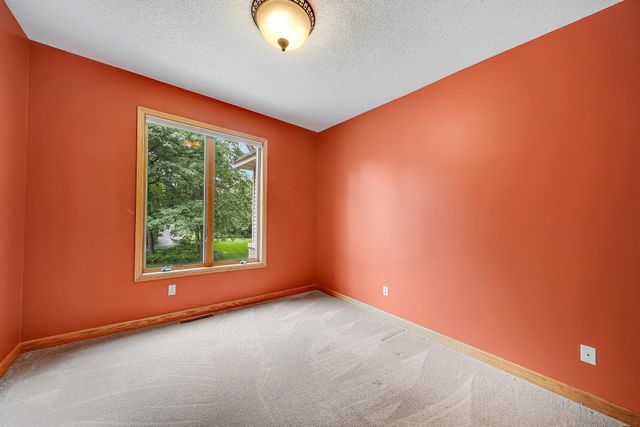 4258 153rd Avenue NE, Ham Lake, MN 55304