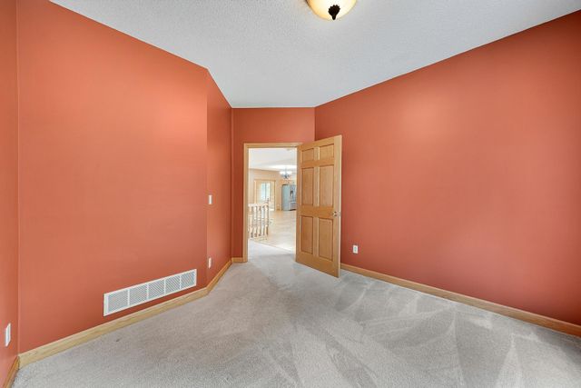 4258 153rd Avenue NE, Ham Lake, MN 55304