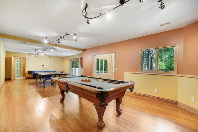 4258 153rd Avenue NE, Ham Lake, MN 55304