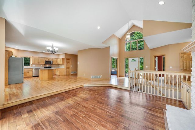 4258 153rd Avenue NE, Ham Lake, MN 55304