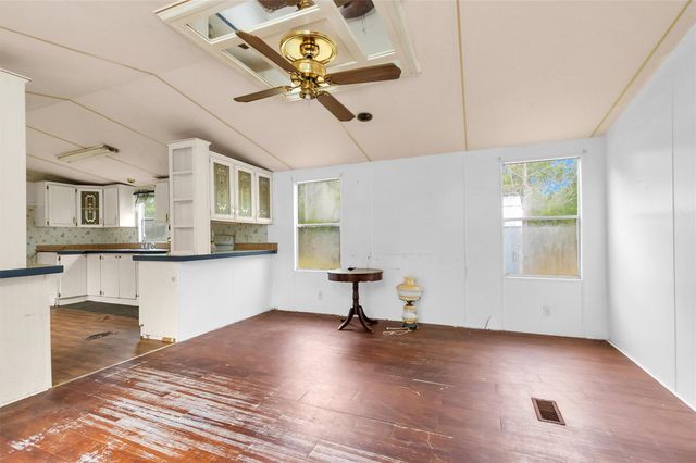 14481 Woodgreen Lane, Conroe, TX 77306