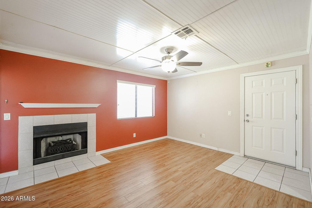 1075 E CHANDLER Boulevard 104, Chandler, AZ 85225 — photo 2