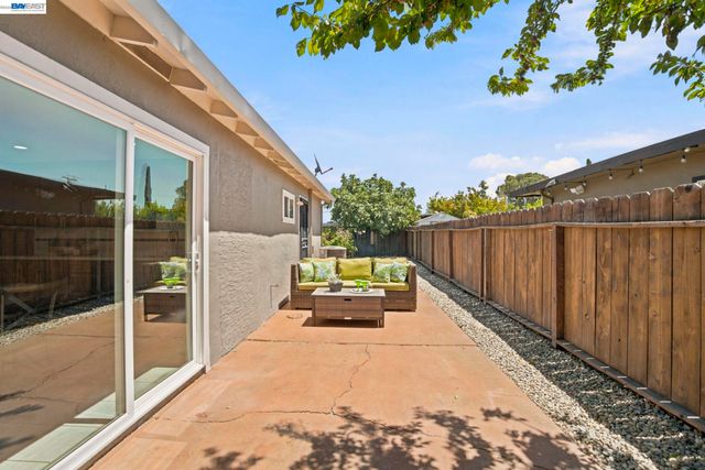 54 LAKEVIEW DRIVE, Bay Point, CA 94565
