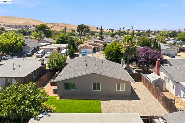 54 LAKEVIEW DRIVE, Bay Point, CA 94565